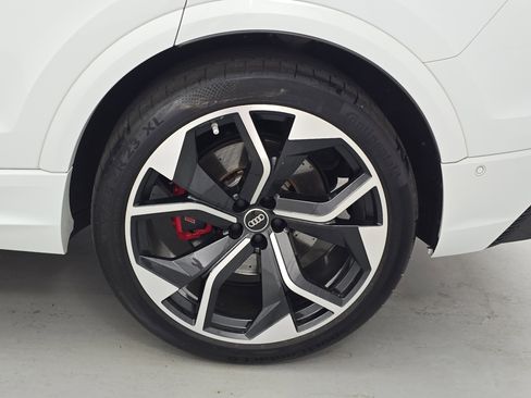 Used 2023 Audi RS Q8 AWD/4WD image 34