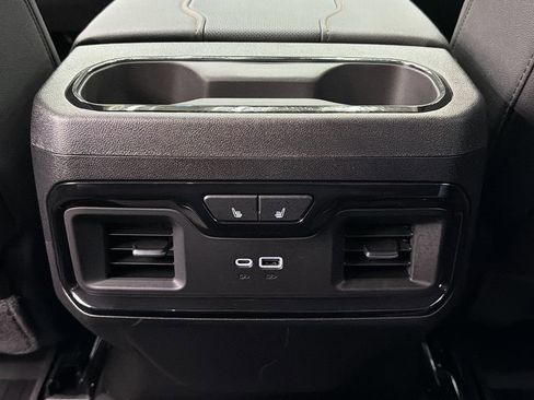 Used 2026 GMC Sierra 2500 AT4 w/ AT4 Premium Plus Package image 40