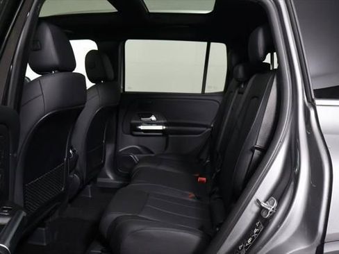 New 2026 Mercedes-Benz GLB 250 image 6