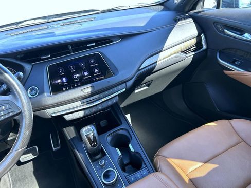 Used 2019 Cadillac XT4 Sport AWD/4WD image 21