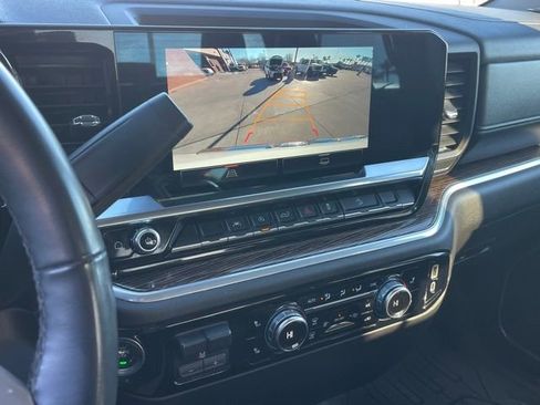 Used 2024 GMC Sierra 1500 SLE w/ X31 Off-Road Package image 14