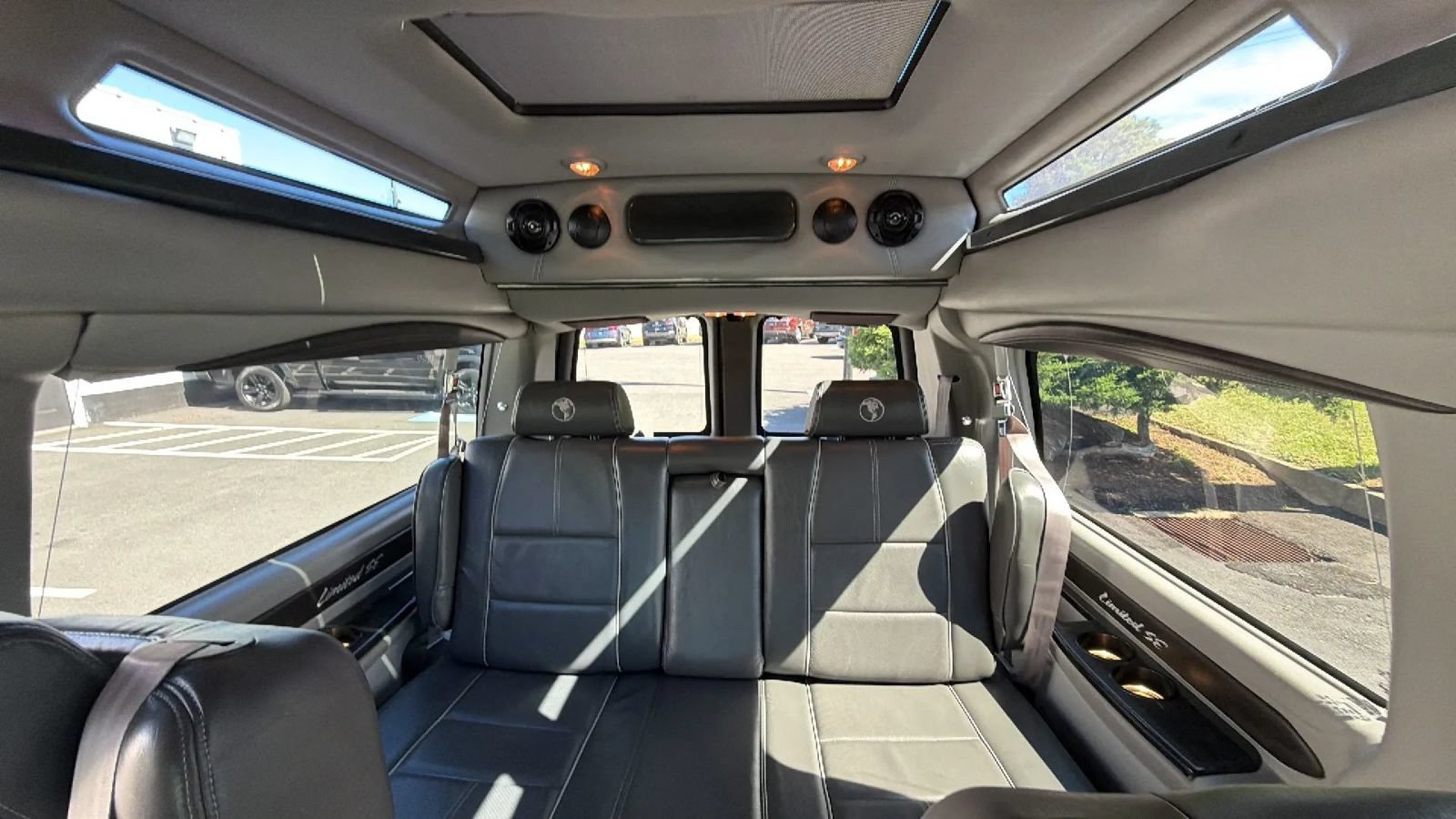 Used 2019 GMC Savana 2500 w/ Enhanced Convenience Package RWD image 87