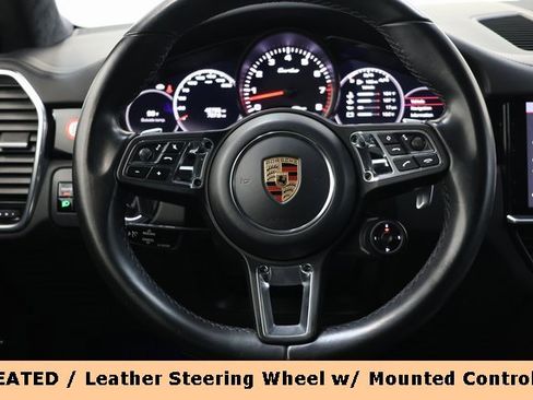 Used 2020 Porsche Cayenne Turbo image 40