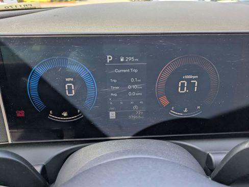 Certified 2025 Hyundai Tucson SEL AWD/4WD image 19