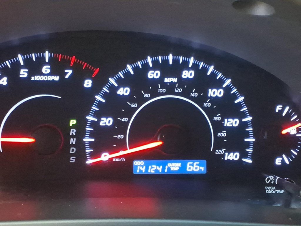 Used 2011 Toyota Camry LE w/ LE Extra-Value Pkg FWD image 11