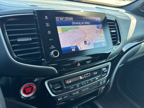 Used 2023 Honda Ridgeline Black Edition image 11