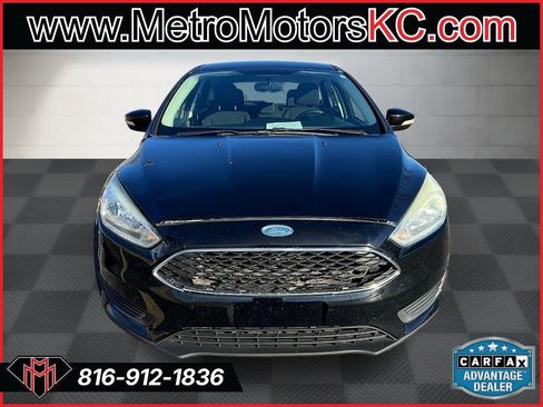 Used 2016 Ford Focus SE image 9