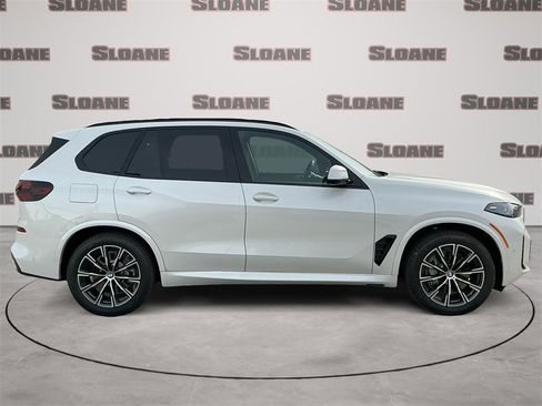 New 2026 BMW X5 xDrive50e w/ Executive Package image 6