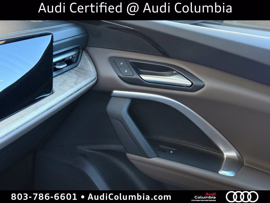 Certified 2025 Audi Q5 Premium w/ Convenience Package AWD/4WD image 39