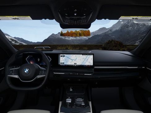 Used 2025 BMW 530i image 40