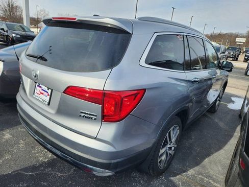 Used 2016 Honda Pilot Touring image 4