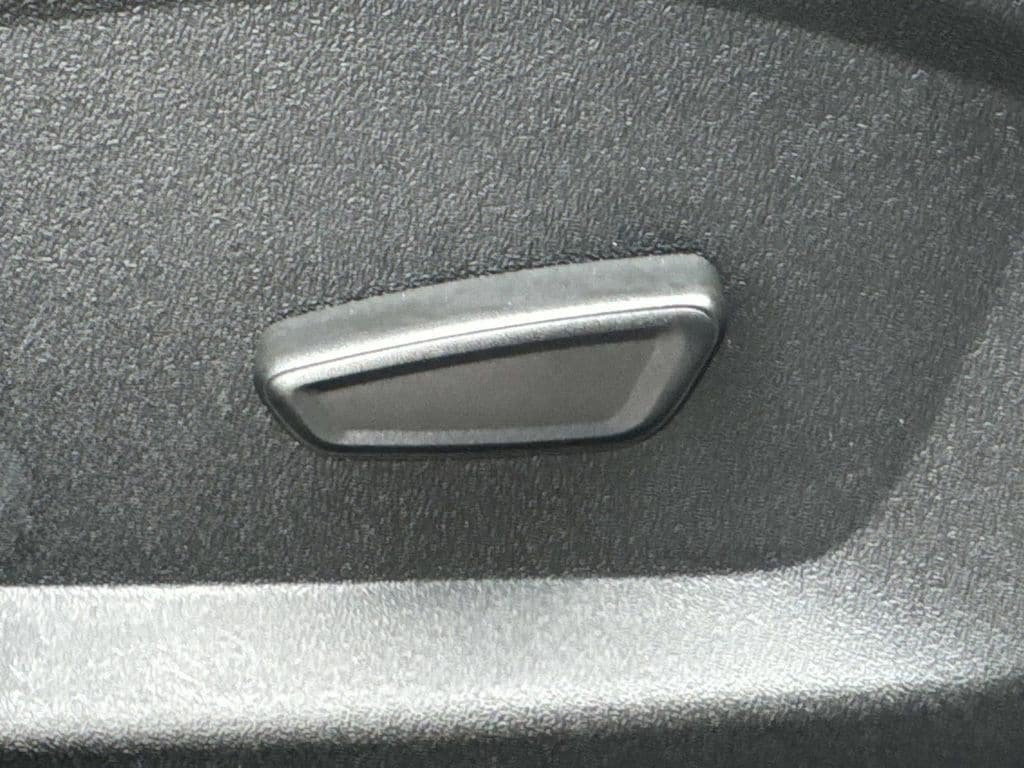 Used 2024 Ford Edge SEL AWD/4WD image 27