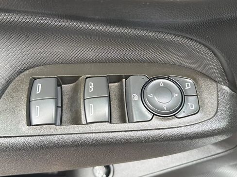 Used 2023 Chevrolet Equinox RS w/ RS Leather Package FWD image 27