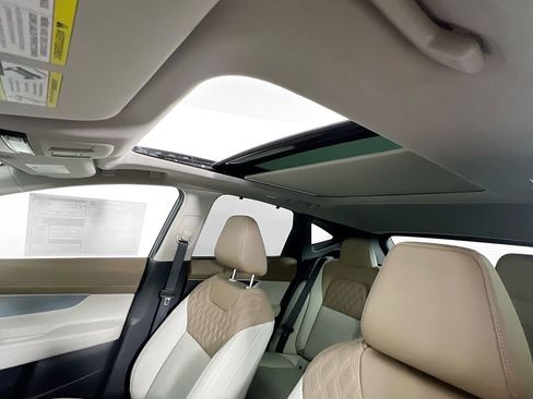 New 2026 Nissan Murano Platinum AWD/4WD image 20