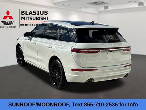 Used 2021 Lincoln Corsair Reserve image 5