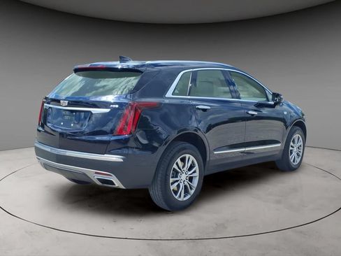 Used 2021 Cadillac XT5 Premium Luxury FWD image 9