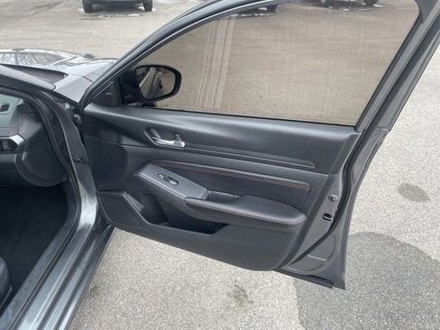 Used 2020 Nissan Altima 2.5 SR image 43