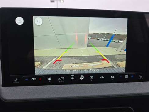 New 2025 Ford Maverick XLT w/ XLT Luxury Package image 28