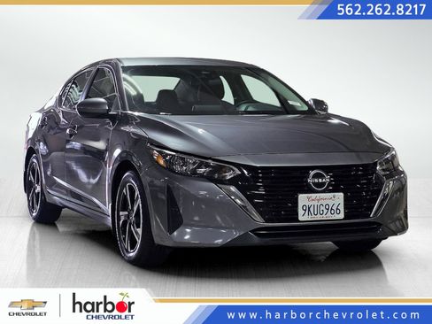 Used 2024 Nissan Sentra SV FWD image 1