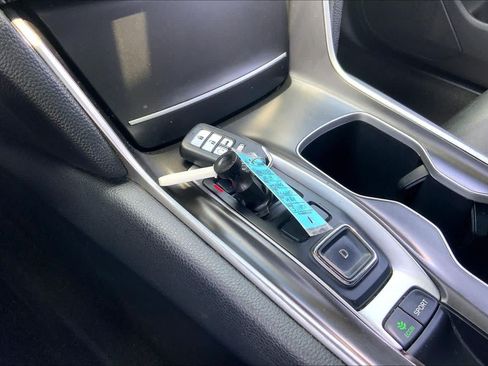 Used 2019 Honda Accord Sport image 15