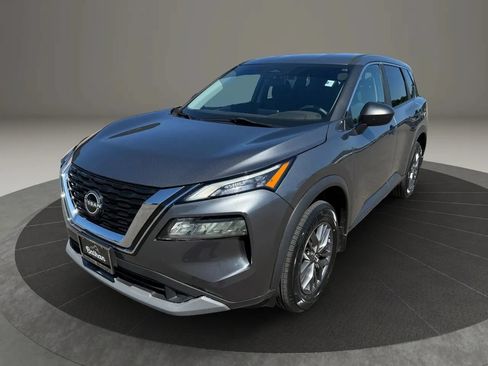 Used 2023 Nissan Rogue S AWD/4WD image 12