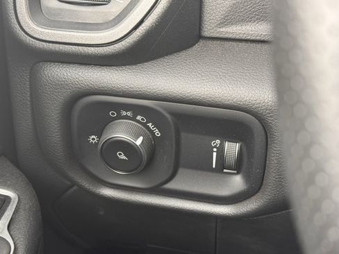 Used 2024 RAM 2500 Tradesman RWD image 17