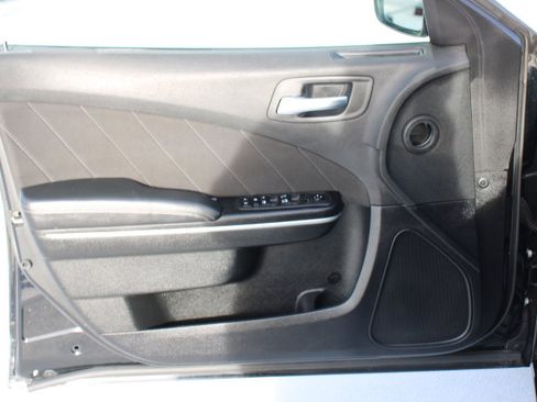 Used 2022 Dodge Charger SXT image 10