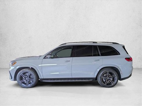 New 2026 Mercedes-Benz GLS 450 4MATIC image 5