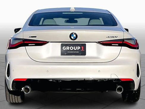 Used 2025 BMW 430i xDrive Coupe w/ Premium Package image 4