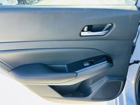 Used 2023 Nissan Altima 2.5 SR image 22