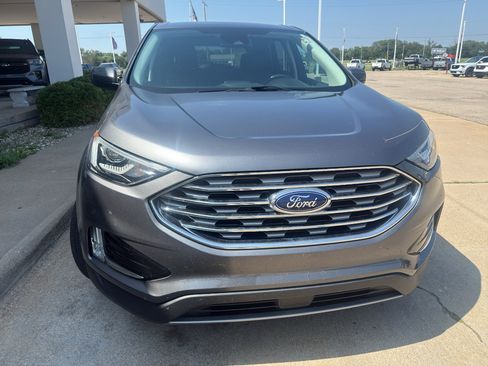 Used 2022 Ford Edge SEL w/ Convenience Package AWD/4WD image 3