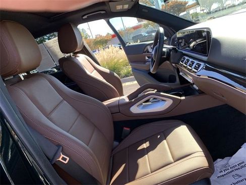 Used 2025 Mercedes-Benz GLE 450 4MATIC image 14