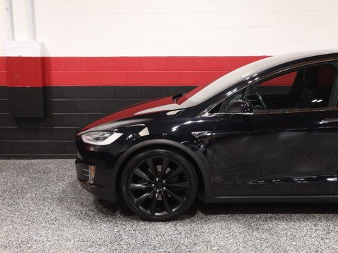 Used 2016 Tesla Model X 90D AWD/4WD image 22