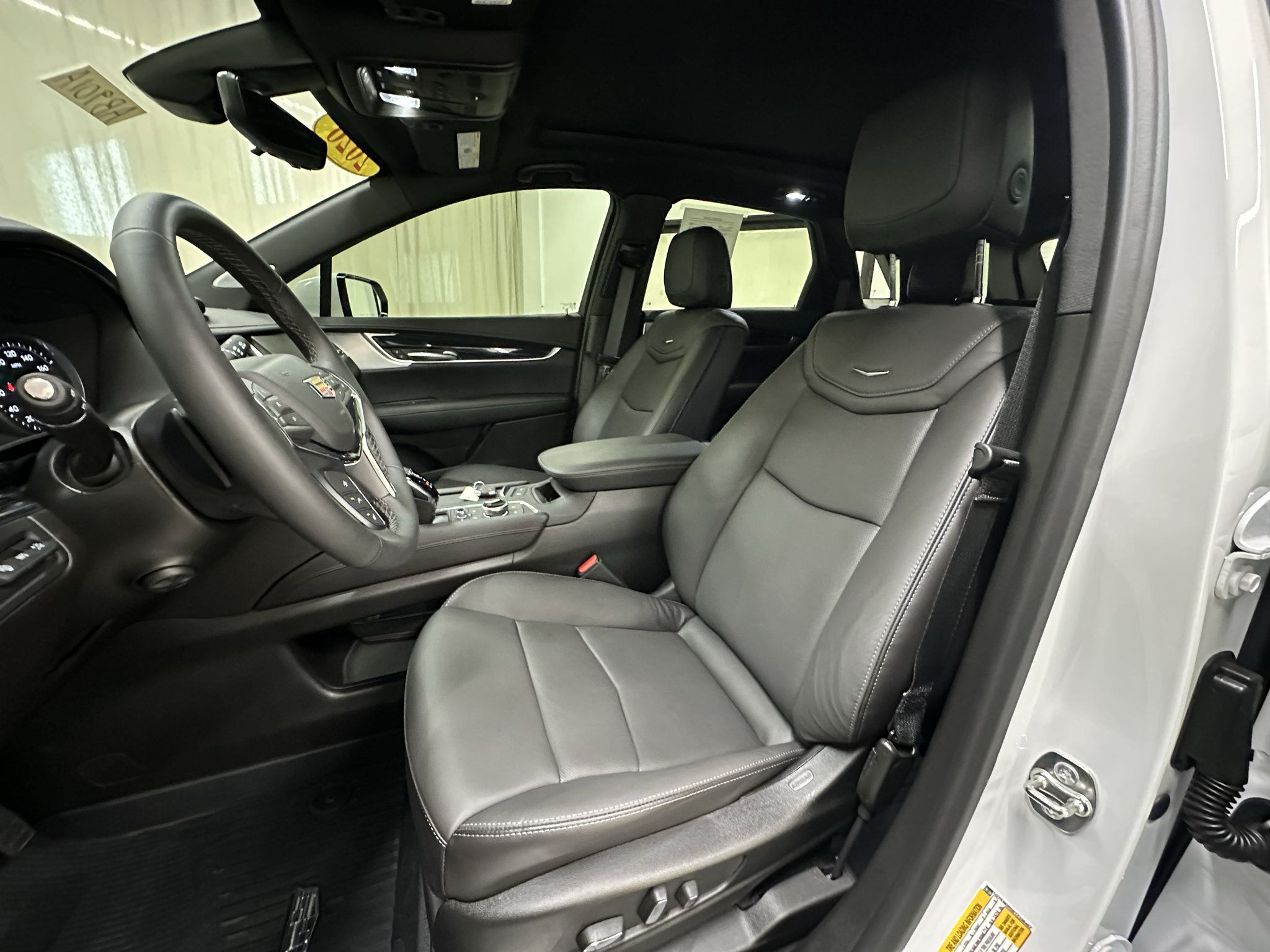 Used 2026 Cadillac XT5 Premium Luxury w/ Driver Assist Package AWD/4WD image 24