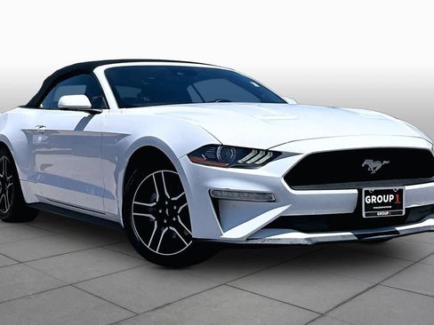 Used 2022 Ford Mustang Premium RWD image 3