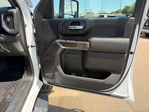 Used 2023 Chevrolet Silverado 2500 LT w/ Convenience Package AWD/4WD image 18
