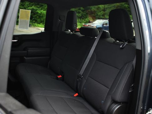 Used 2021 Chevrolet Silverado 1500 Custom Trail Boss w/ Safety Confidence Package AWD/4WD image 12