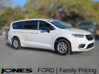 Used 2024 Chrysler Pacifica Touring-L FWD 360° Tour