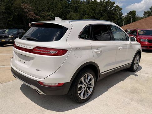 Used 2017 Lincoln MKC Select w/ Select Plus Package FWD image 16