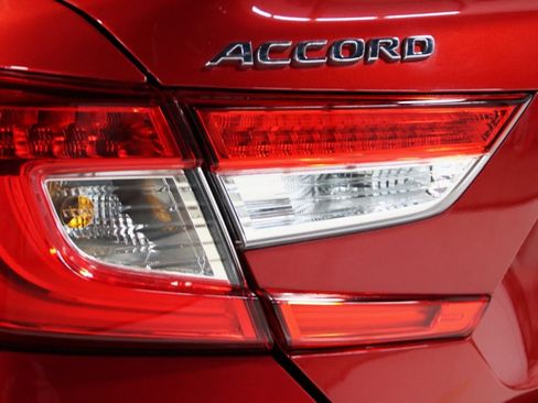 Used 2018 Honda Accord EX-L image 68