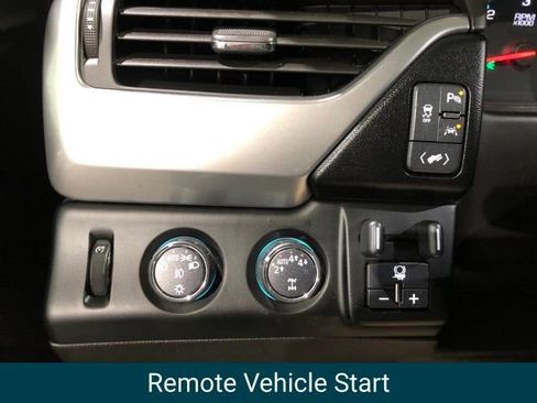 Certified 2019 Chevrolet Suburban LT AWD/4WD image 18