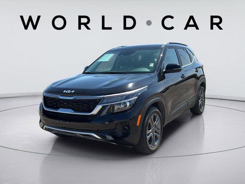 Certified 2023 Kia Seltos S w/ Navigation Package FWD image 10