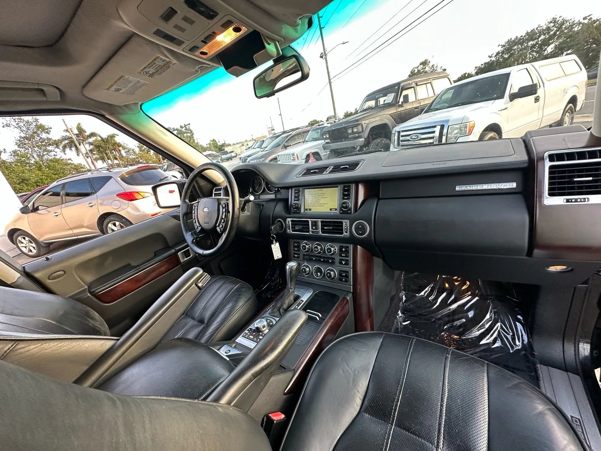 Used 2008 Land Rover Range Rover Supercharged AWD/4WD image 8
