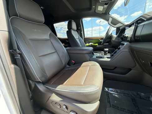 Certified 2023 GMC Sierra 1500 Denali AWD/4WD image 12