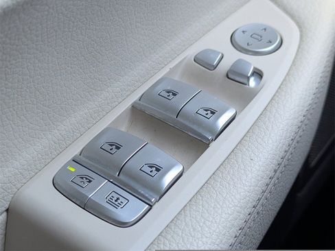 Used 2018 BMW 740i 740i image 18