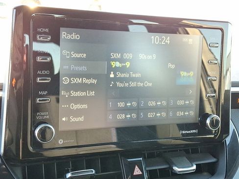 Used 2021 Toyota Corolla SE image 17