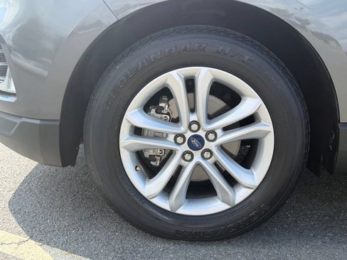 Used 2019 Ford Edge SEL w/ Equipment Group 201A FWD image 11