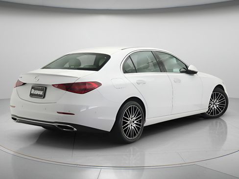 Certified 2023 Mercedes-Benz C 300 Sedan image 4