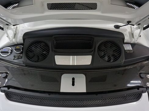 Used 2015 Porsche 911 GT3 RWD image 6