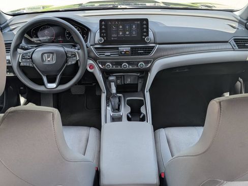 Used 2020 Honda Accord EX image 25